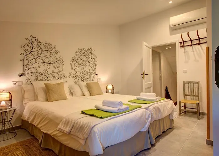 Villa Camp Davall By Vintage Travel *