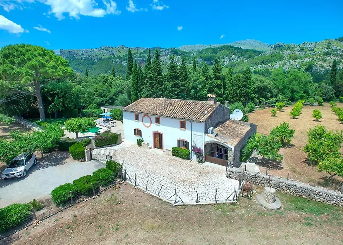 Camp Davall By Vintage Travel * Pollença