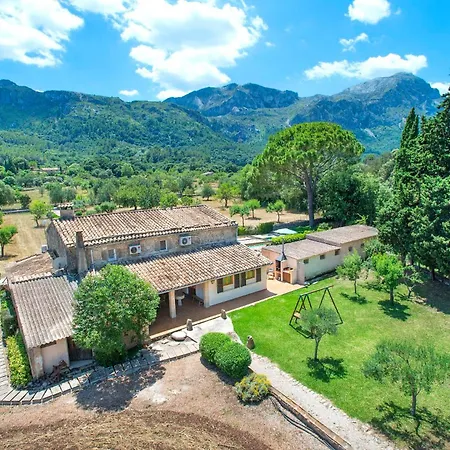 Camp D'avall By Vintage Travel Villa